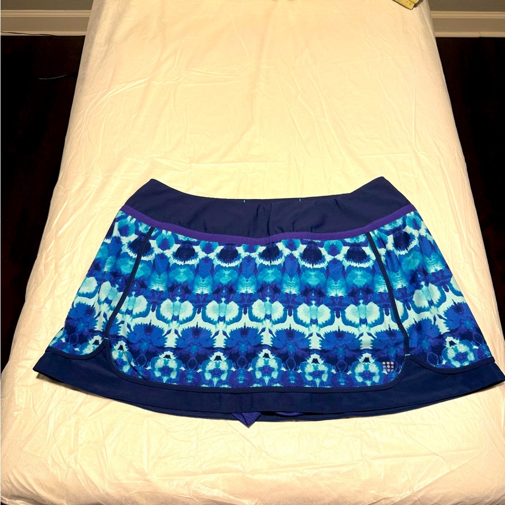 TitleNine skort